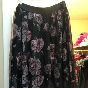 Torrid Mesh Floral Skirt Size 3